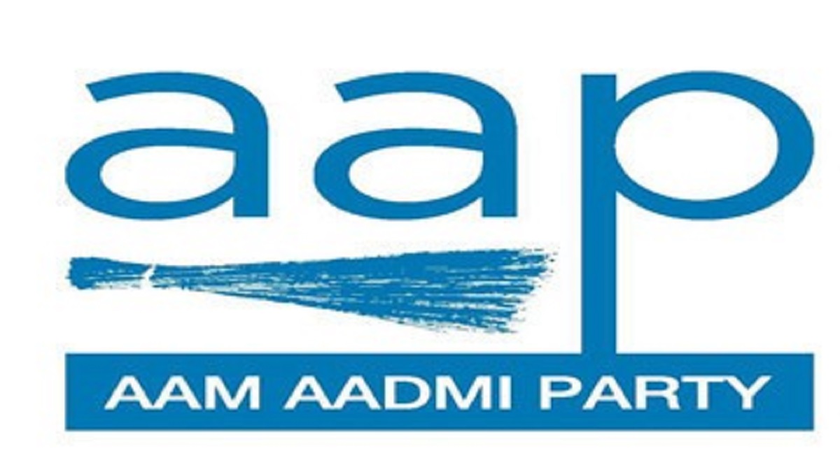 AAP announces major reshuffle in Gujarat unit