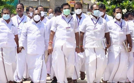 AIADMK stages walk from Tamil Nadu Assembly