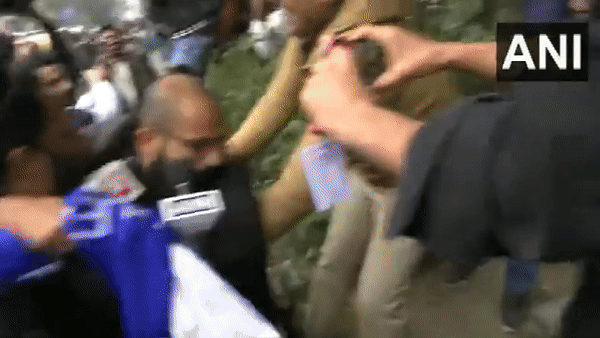 Delhi Police detains protesters sloganeering outside Jamia University over BBC film