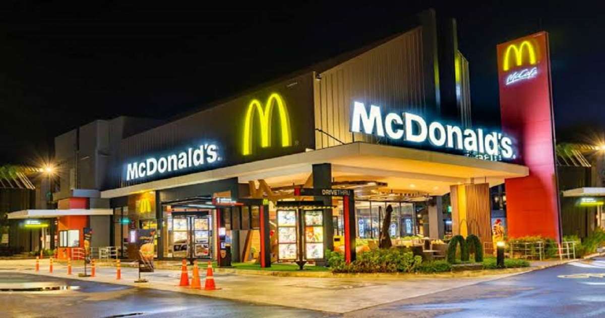 McDonald’s temporarily shuts US offices while it processes layoff notices