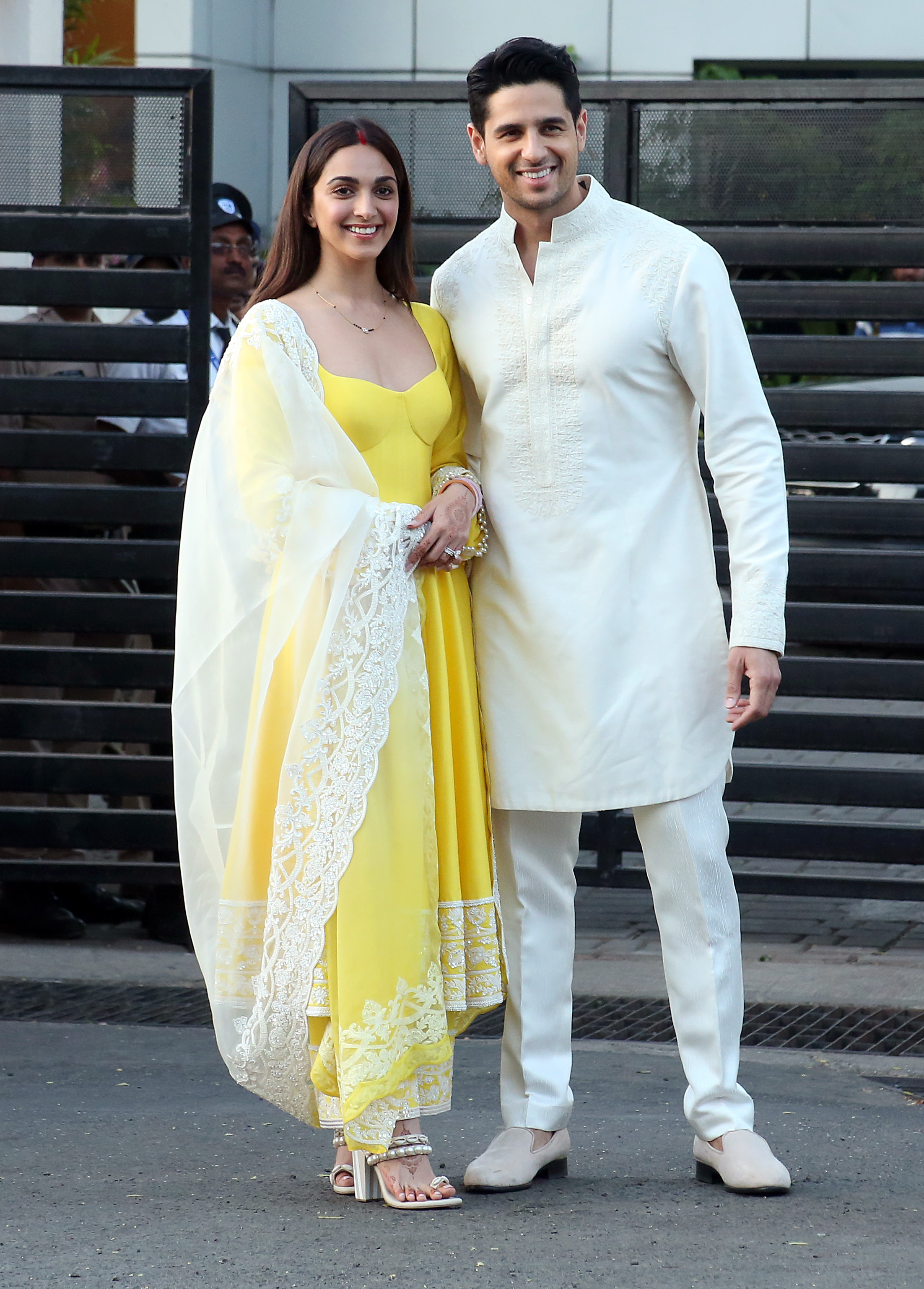 Sidharth Malhotra and Kiara Advani arrive at the Mumbai airport after their wedding