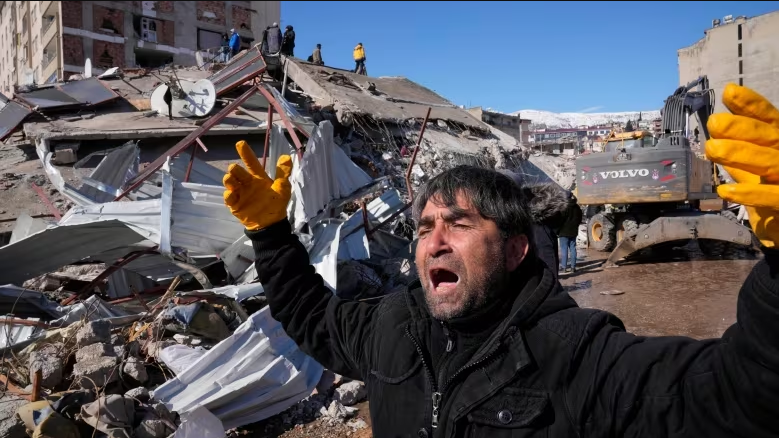 Another quake jolts turkey, survivors’ hopes wane