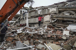 Three killed, 213 injured as two new earthquakes shatter lives in Turkey