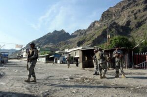 Pakistan restricts movement of Afghans through Torkham border after rise in terror attacks