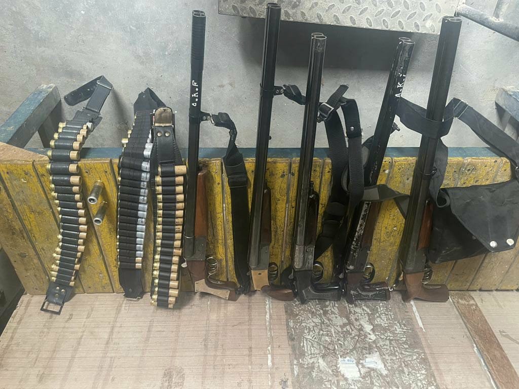 Kupwara: BSF, Army troopers recovers weapons, ammunition  