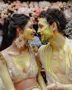  Alanna Panday and Ivor McCary are beaming with happiness in their Haldi ceremony