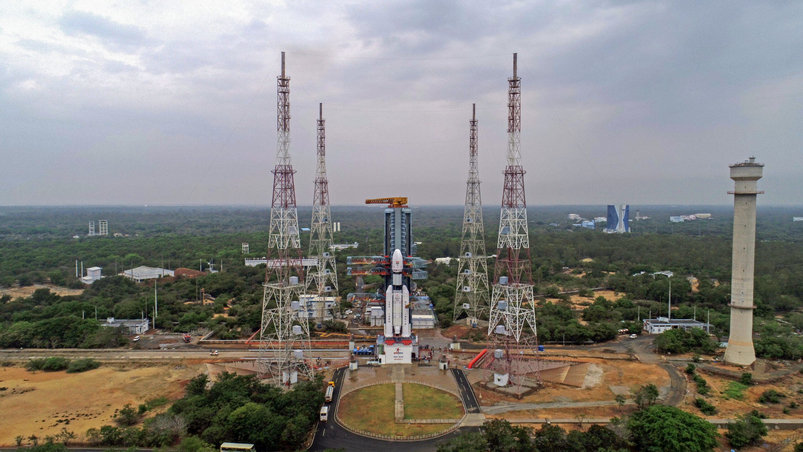 India’s largest LVM3 rocket launched