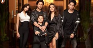 Gauri Khan poses for a perfect family picture with Shah Rukh Khan, Suhana Khan, Aryan Khan, and AbRam: ‘Family is what makes a home’