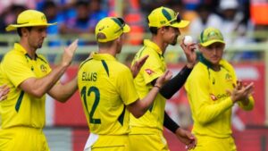 Australia beat India by 10 wickets