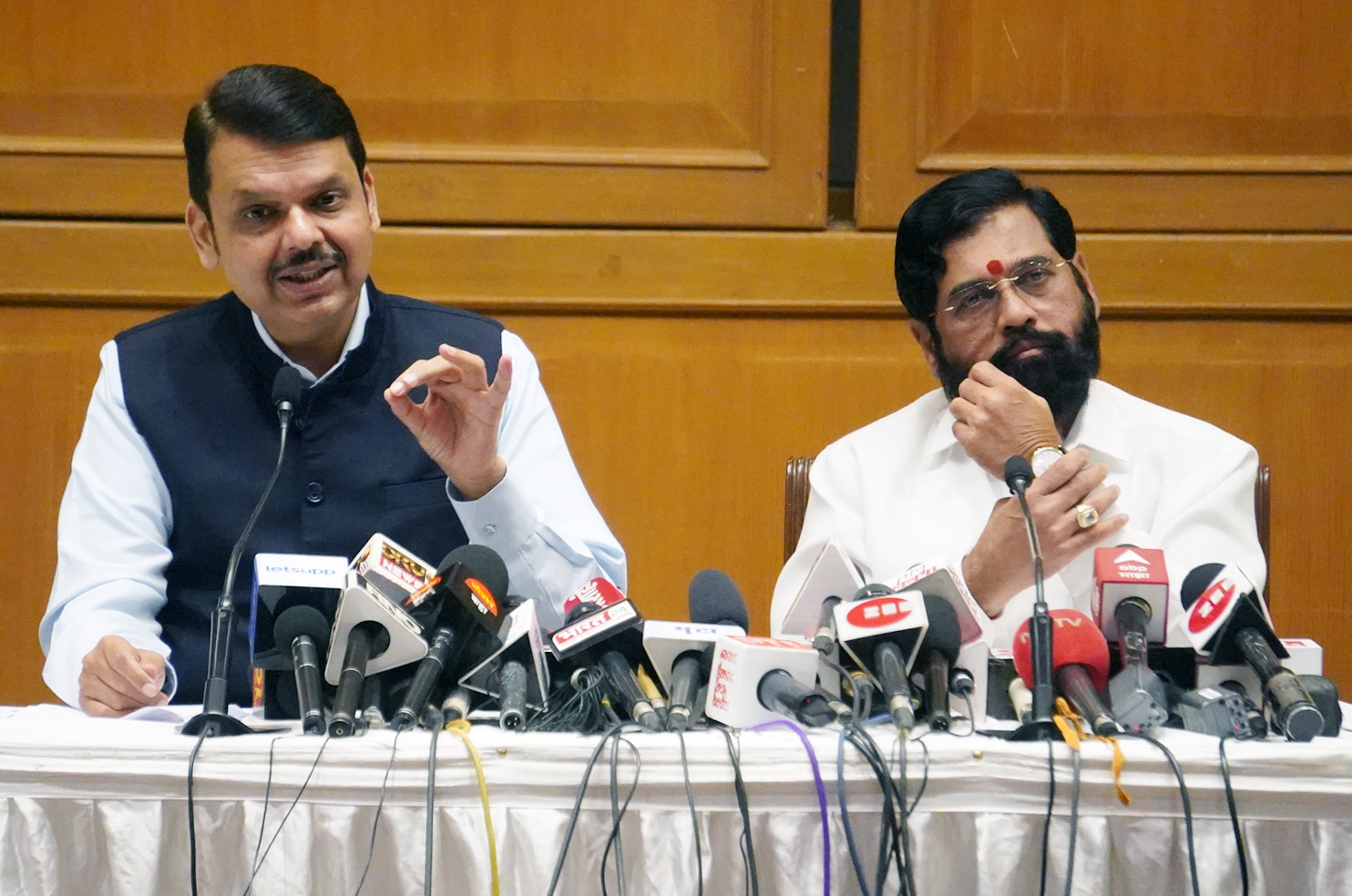 H3N2 Virus: Maharashtra CM Shinde seeks public awareness , asks hospitals to be equipped