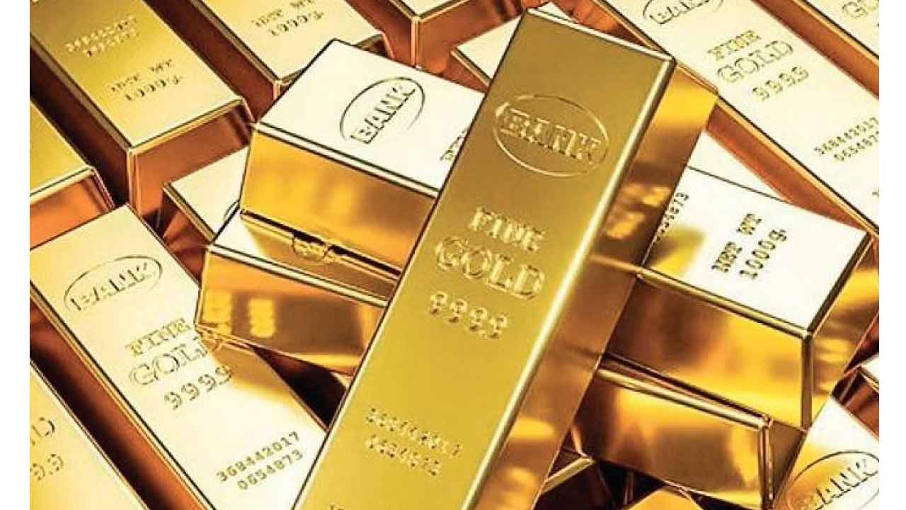 Gold worth over Rs 65 lakh seized at Hyderabad airport