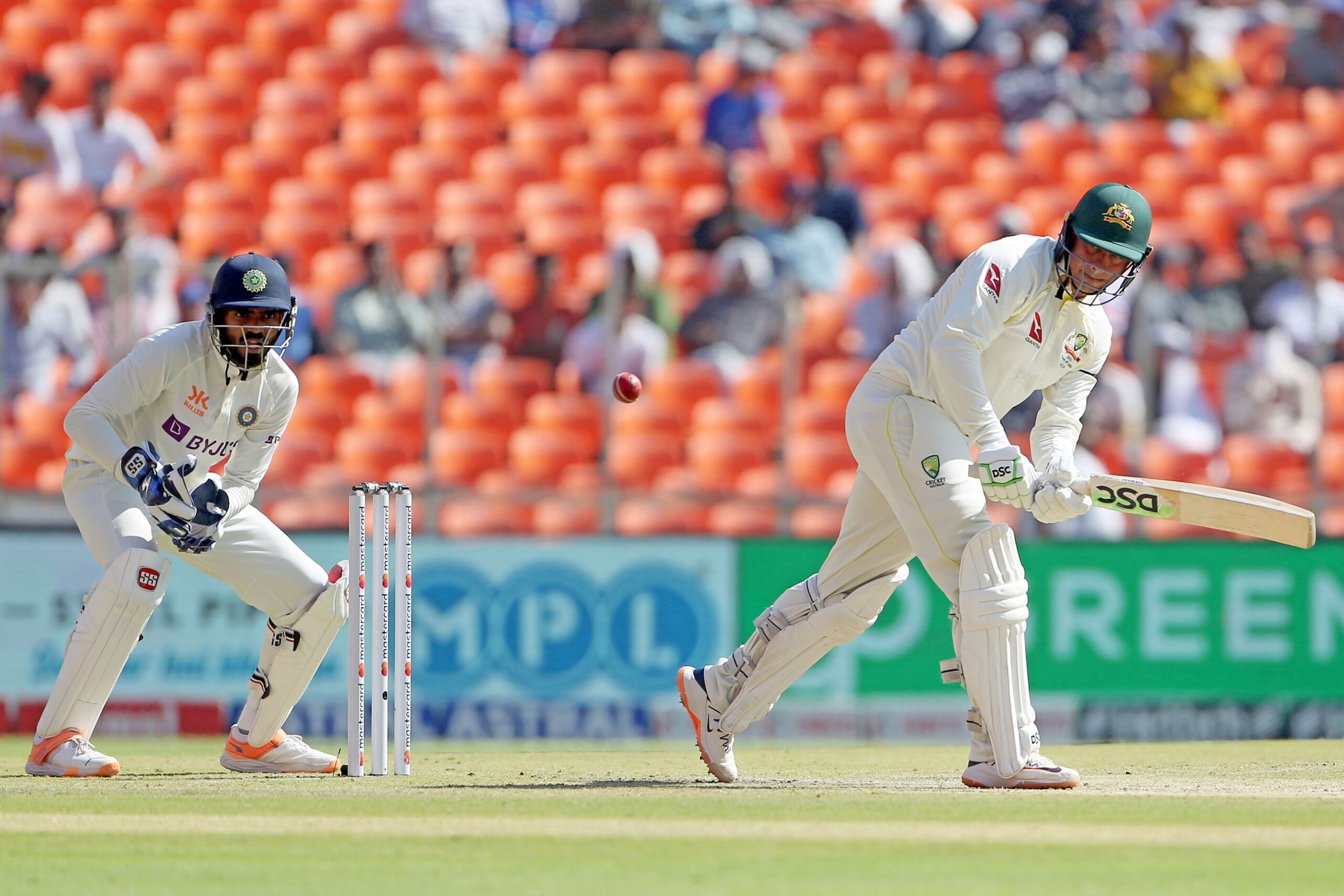 Khawaja-Green take team past 300 in 4th Test, Hosts struggle for wickets in the match