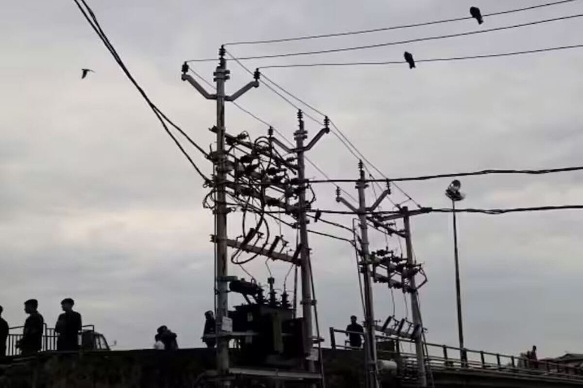Strike disrupts power supply in UP 