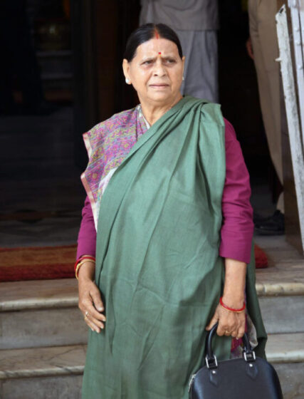CBI team lands at Rabri Devi’s residence in connection with land for jobs scam case