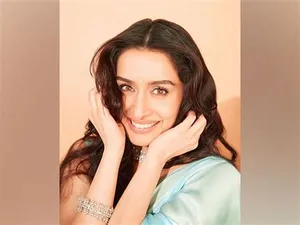 Shraddha Kapoor gorges on ghevar, pooran poli on Holi