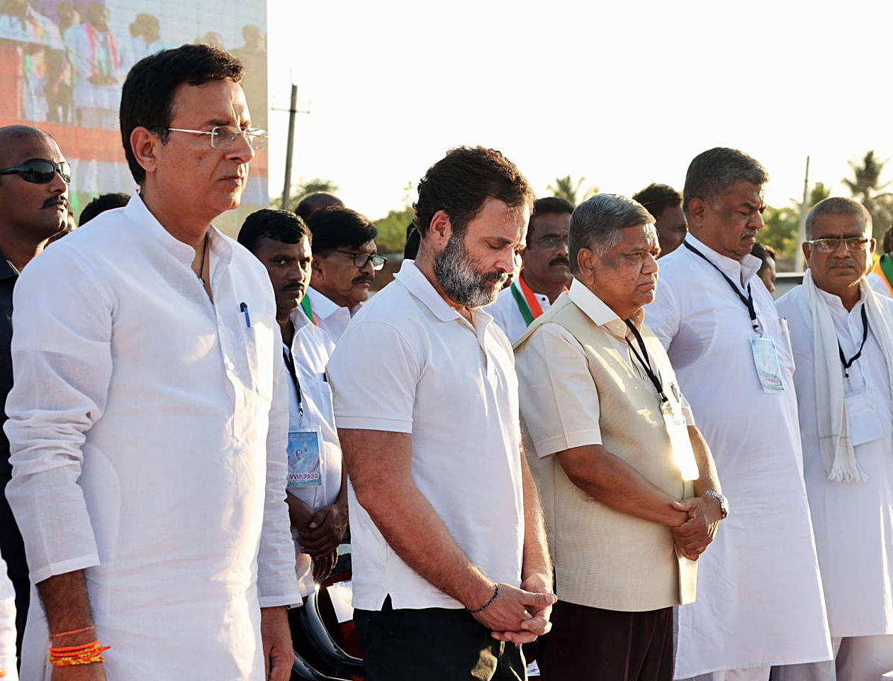 Congress leaders pay tribute to Poonch terror attack martyrs ahead of Karnataka polls