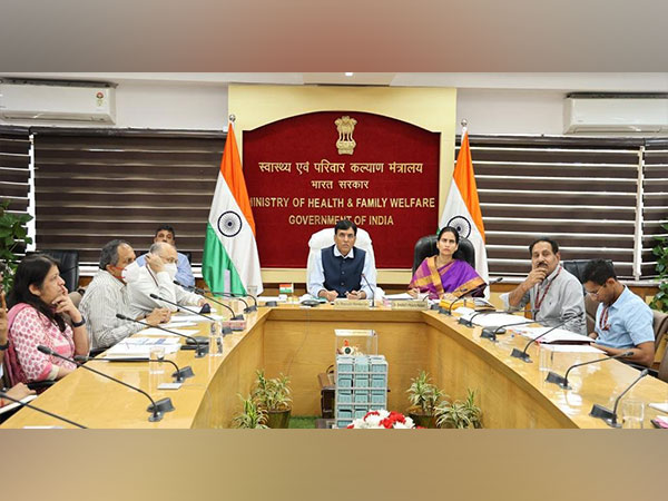 Mansukh Mandaviya holds review meeting with health ministers of states, UTs amid Covid spurt