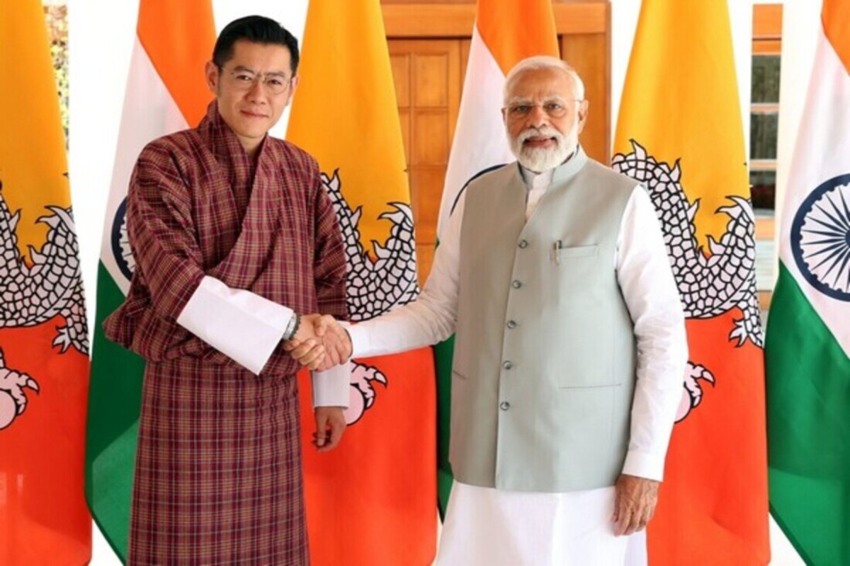 Bhutan King Jigme Wangchuk was welcomed by PM Modi