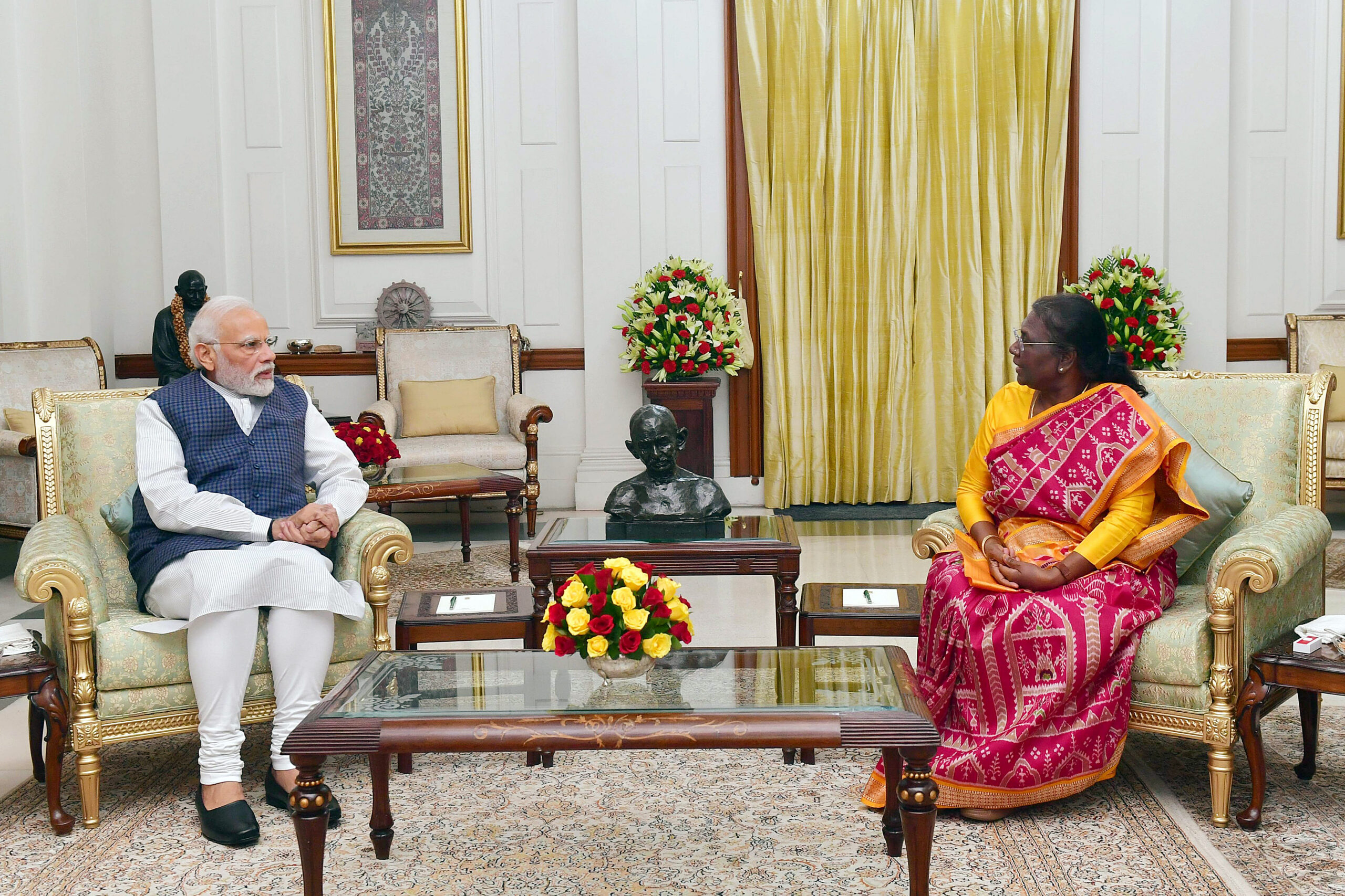 President Murmu, PM Modi pay floral tribute to BR Ambedkar