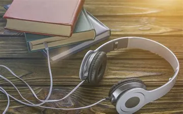 The convenient  alternative to  reading: Audiobooks