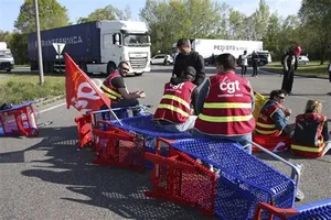 Protesters angry at pension law stage actions across France