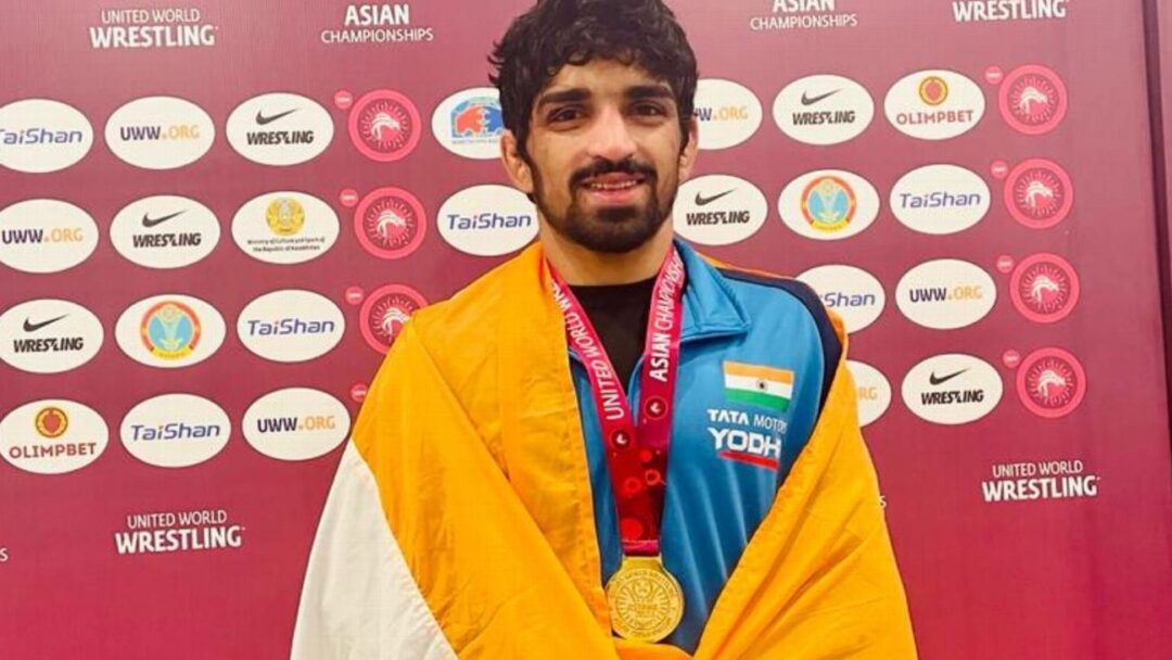 India finishes with 14 medals including 1 gold at Asian Wrestling Championships