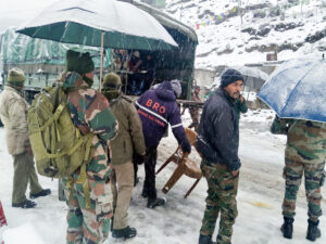 BRO personnel rescue total of 40 tourists in Nathula