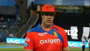 Zimbabwe cricketer Heath Streak continues his battle against cancer