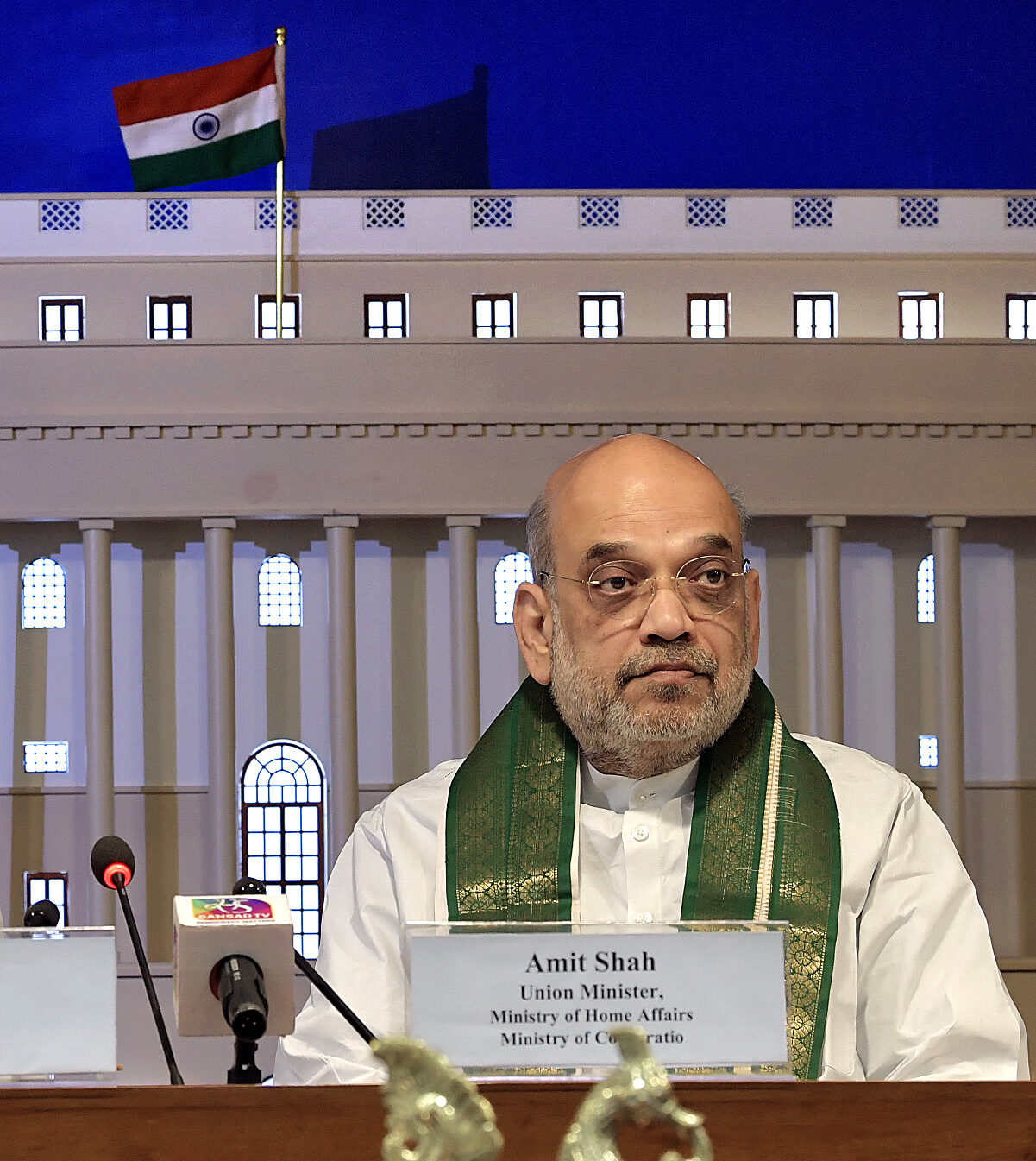 Amit Shah calls on President Droupadi Murmu