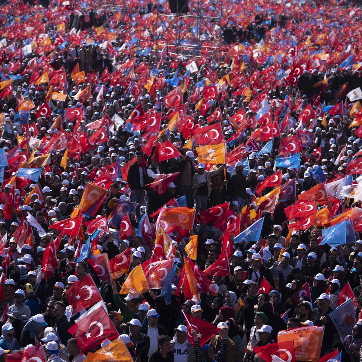 Turkey voters weigh the final decision on next President