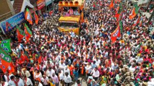 Amit Shah holds roadshow in Belagavi