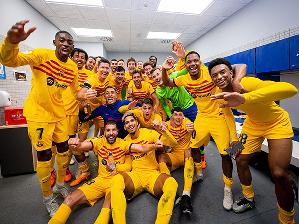 Barcelona clinches 27th LaLiga title, defeats Espanyol by 4-2