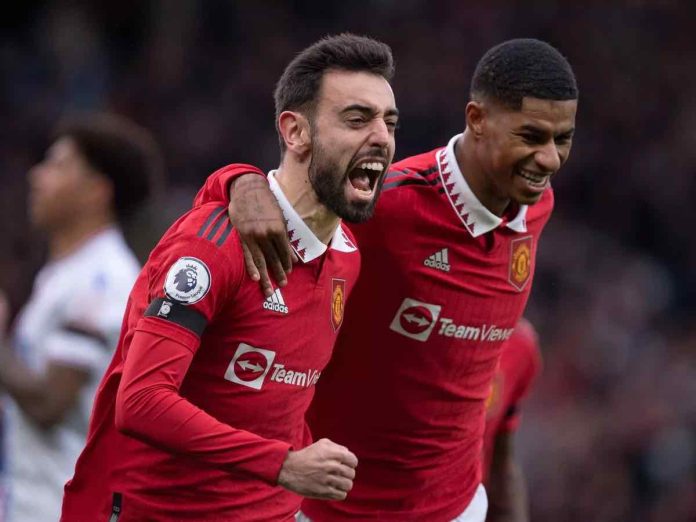 Manchester United beats Aston Villa, inches closer to top four