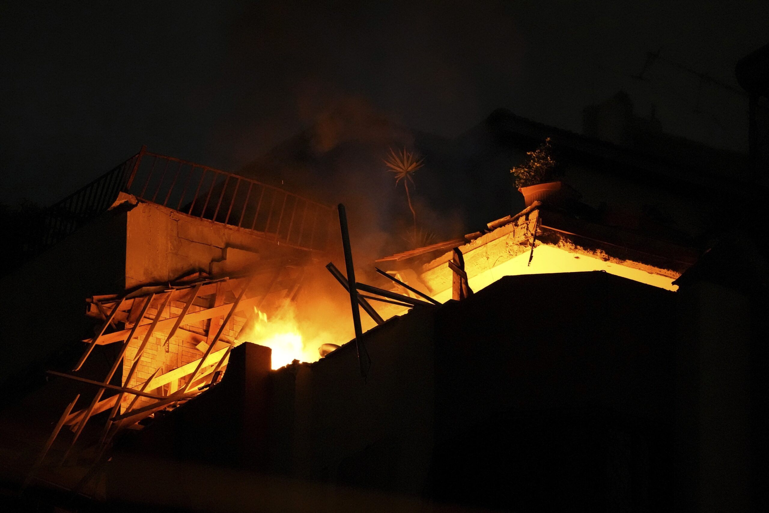 Bihar: Miscreants open fire at restaurant in Muzaffarpur, probe underway