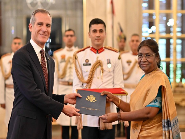 President Murmu accepts the credentials of the US, Qatar, and Monaco envoys.