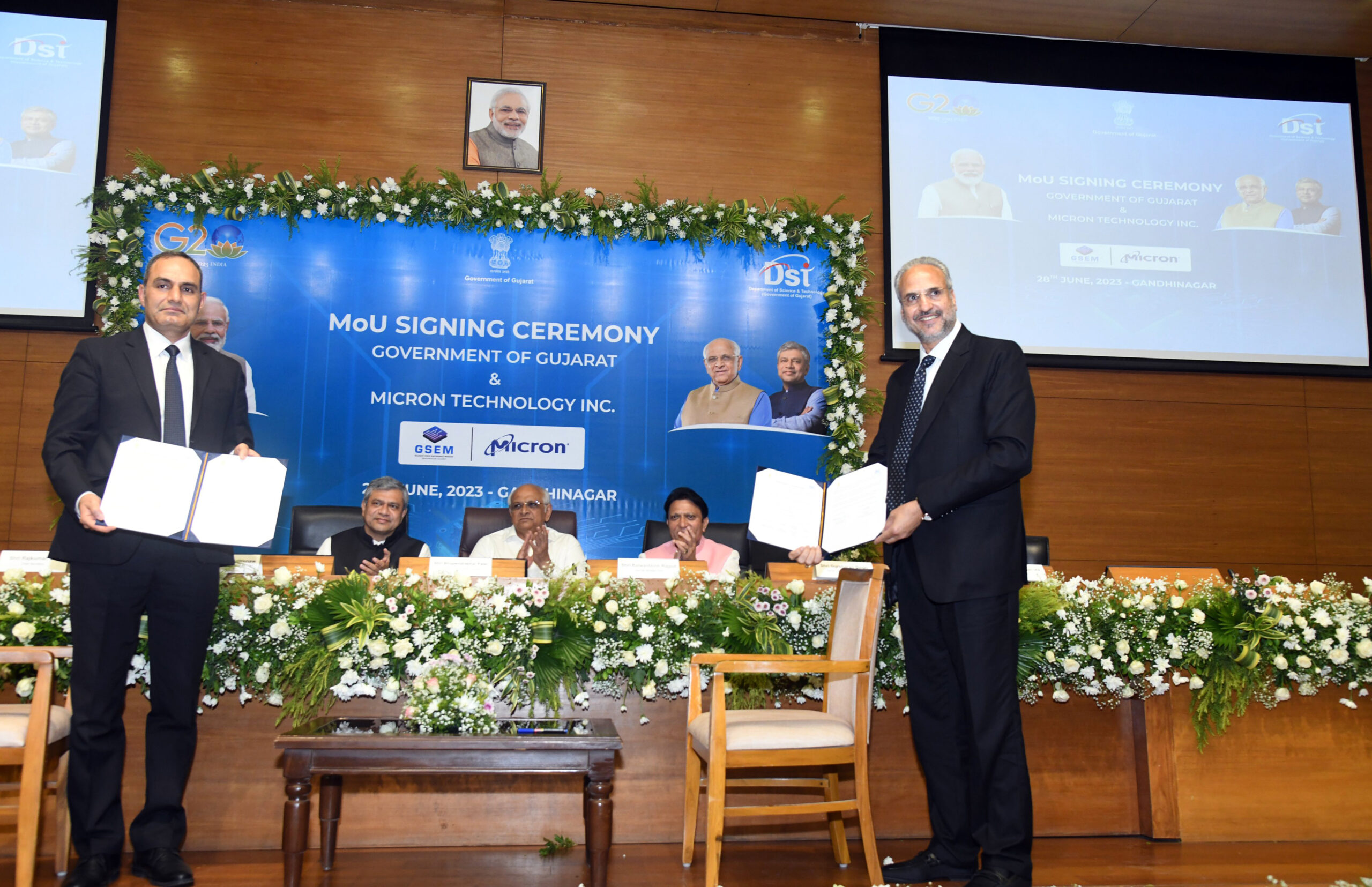 Micron Technology signed a MoU with the Gujarat government to construct its first semiconductor plant