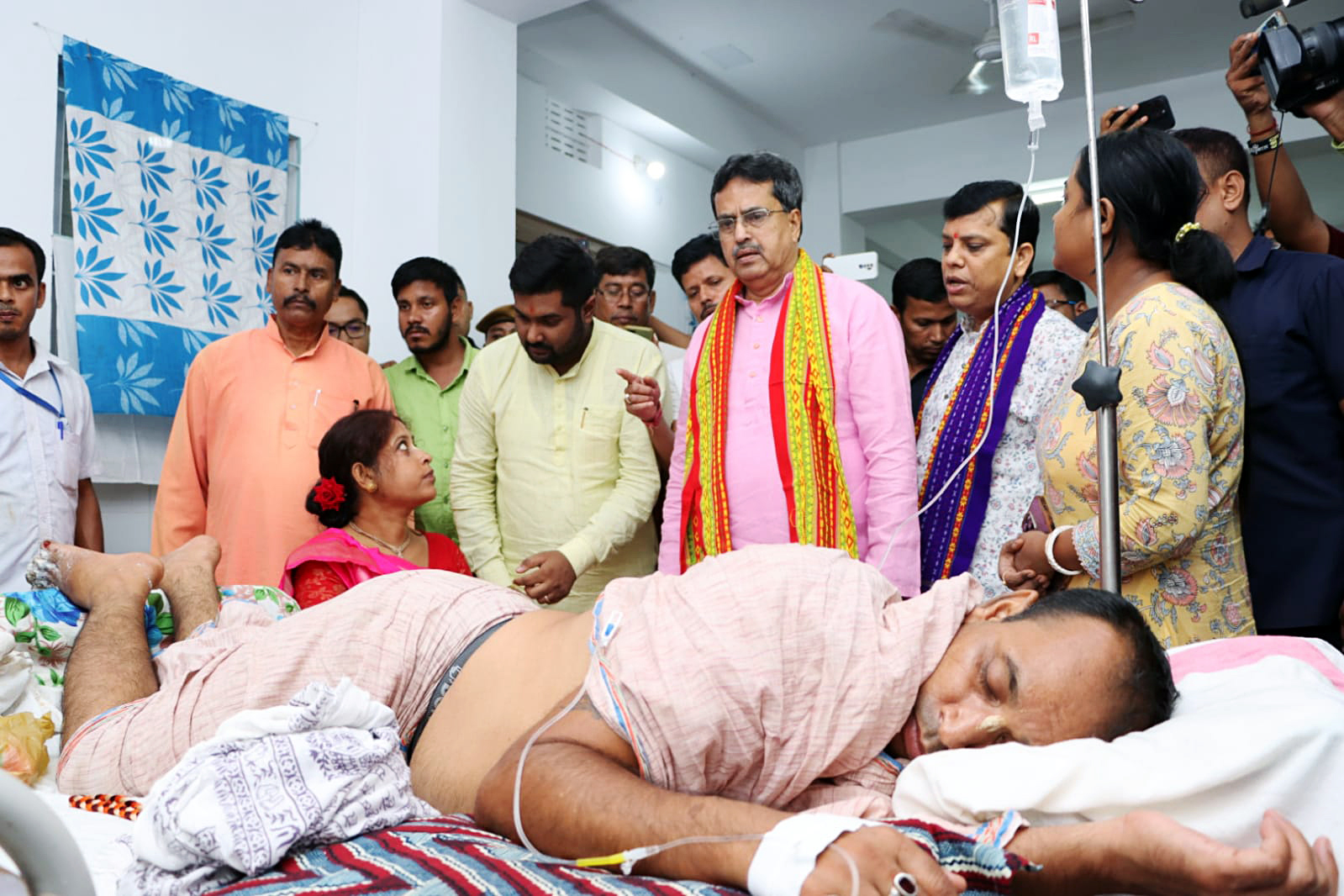 CM Manik Saha meets injured in hospita in Rath yatra