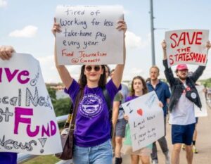 Massive journalist strike calls for new leadership at US newspaper