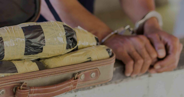 J-K: Samba Police arrests drug smugglers, seizes 2 kg heroin
