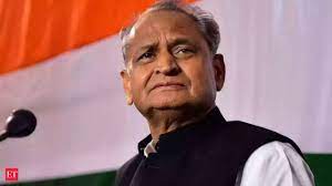 Gehlot holds meeting on Raj ’s new  Districts