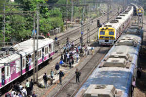 Mumbai: Empty local train derails at Ambarnath Railway Station, no fatalities reported