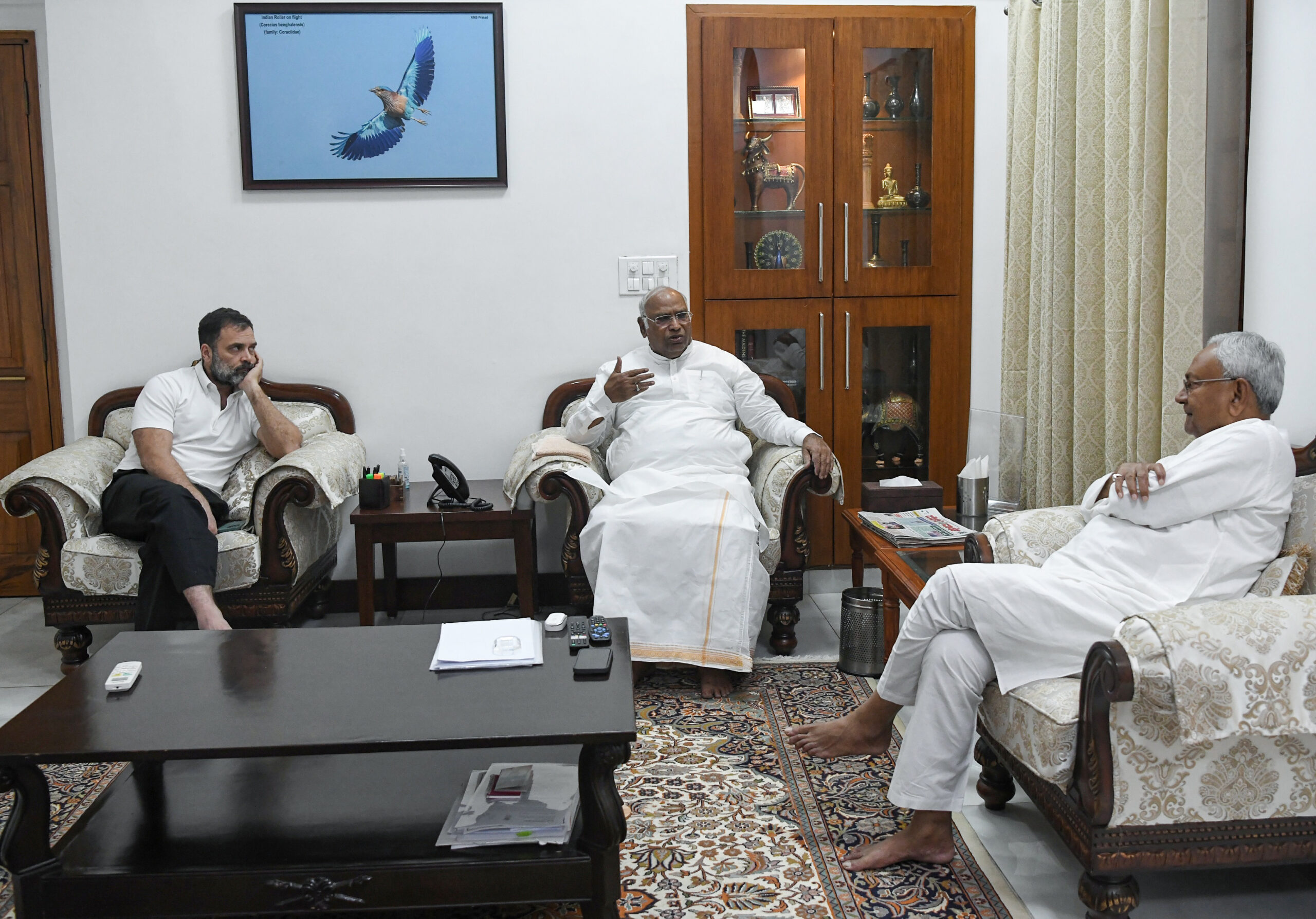 Rahul Gandhi, Mallikarjun Kharge to address party workers prior to opposition meeting in Patna