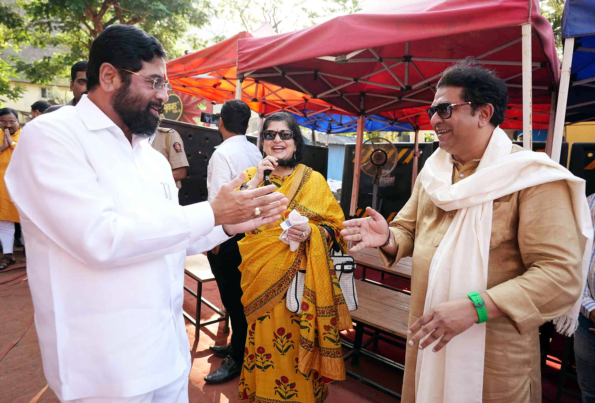 Maharashtra CM Shinde meets MNS chief Raj Thackeray