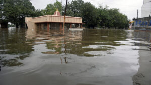 Amid flooding, Delhi Metro sees rise in passenger journeys in last 3 days