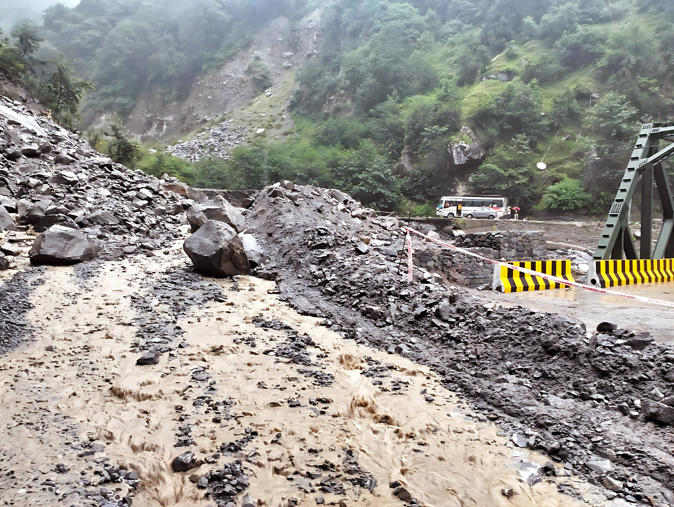Uttarakhand: Badrinath Highway blocked in Chamoli district as stones tumble down hills