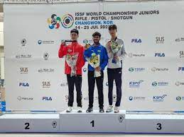 Shubham Bisla & Sainyam clinch gold medals at World Championships