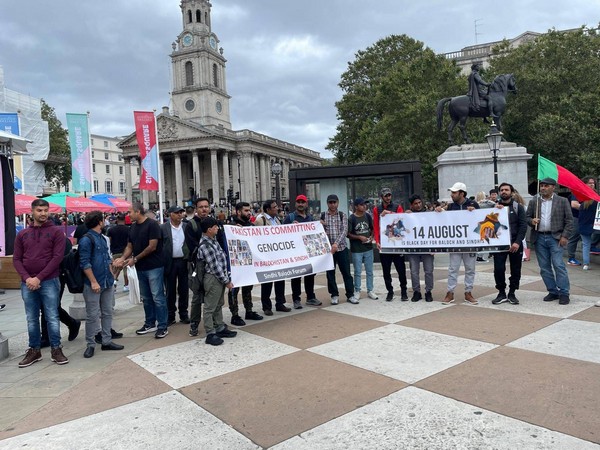 UK: Sindhi Baloch Forum hold ‘Black Day’ protest