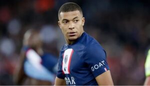 Madrid wait for Mbappé continues, set to begin league without world-class scorer