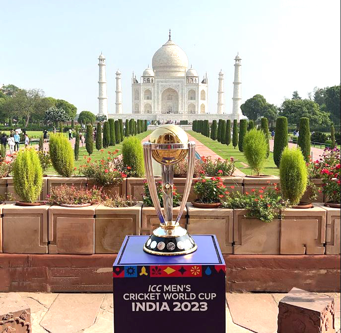 ICC Cricket World Cup Trophy Reaches Taj Mahal - TheDailyGuardian