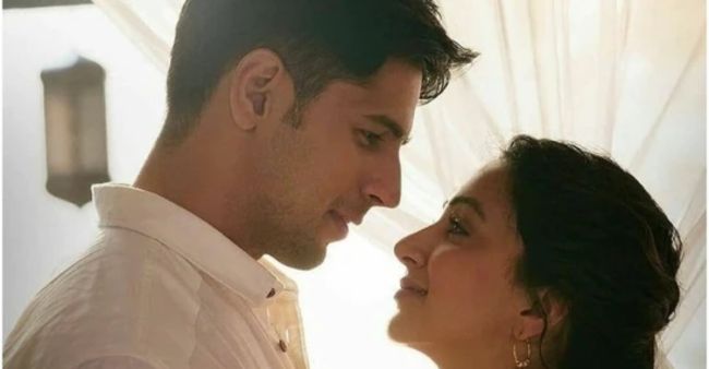 Unseen Picture From Sidharth Malhotra And Kiara Advani’s Foreign Vacation Goes Viral 